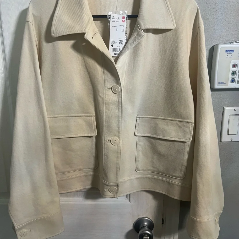 Uniqlo Women's Natural Beige Blazer - Picture 3 of 3